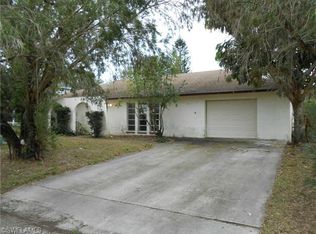 4820 32nd Ave SW, Naples, FL 34116