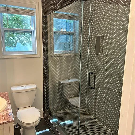 559 Angier Ave NE — Photo 16