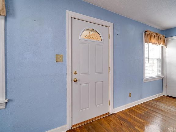4th image of 2944 Kingston Ave