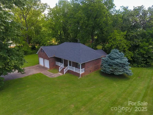 202 N Gaston St, Kings Mountain, NC 28086