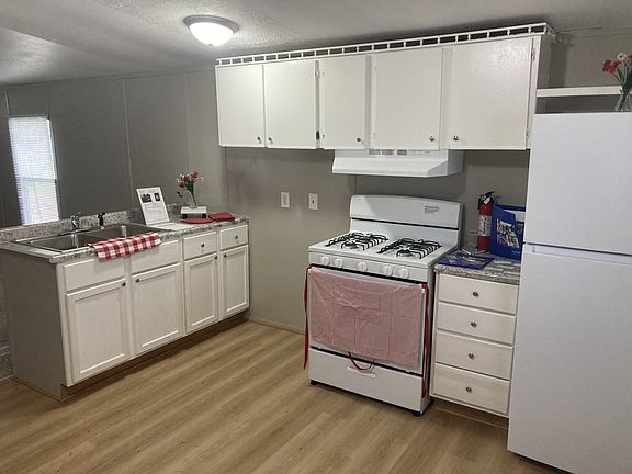 2nd image of 530 Reynolds Dr Lot 86