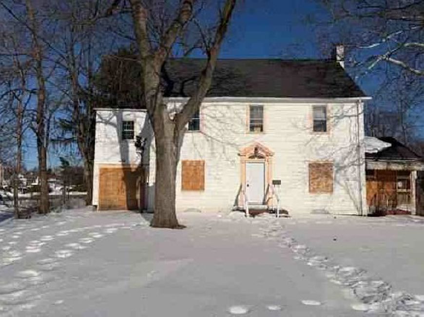 1st image of 747 Westminster Ave