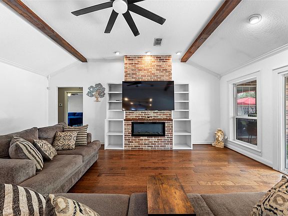 3rd image of 3430 W Meadow Ln