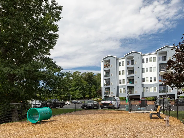 Highlands at Hudson — Photo 19
