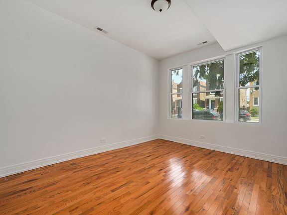 4th image of 4444 S Campbell Ave #1