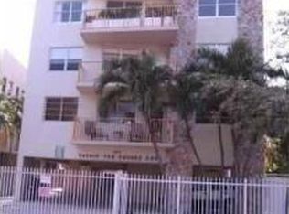 220 Washington Ave APT 4D, Miami Beach, FL 33139