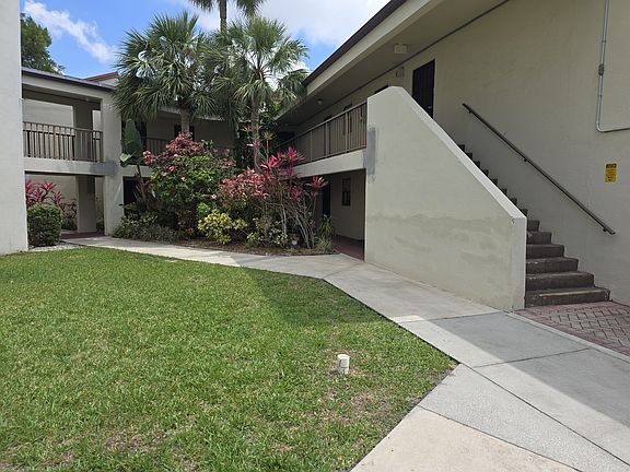 3rd image of 2326 S Cypress Bend Dr #118D