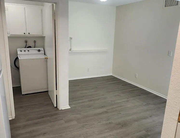 44200 Kingtree Ave #27 — Photo 33