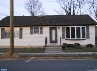 24 Dewey Ave, Hamilton, NJ 08610