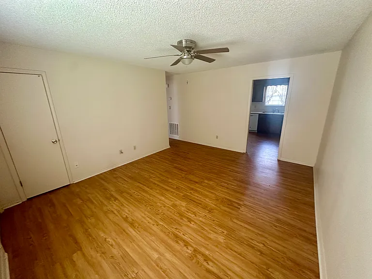 107 Blaine St #A — Photo 7