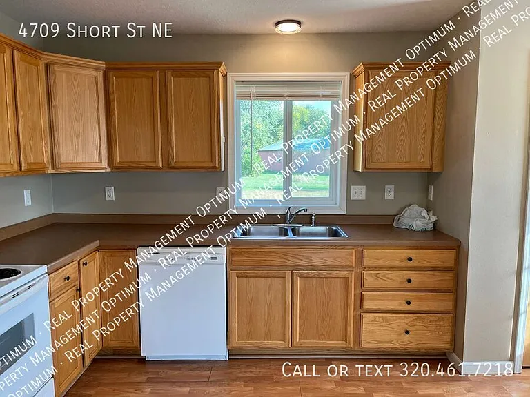 4709 Short St NE — Photo 6