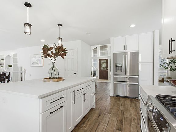 5th image of 2520 Rosedale St