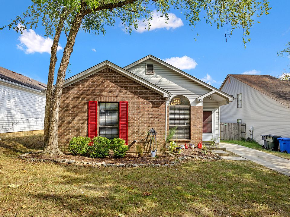 1st image of 1308 Hartland Woods Way