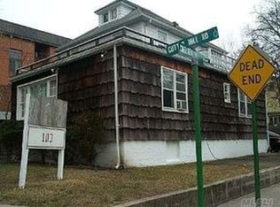 103 Cuttermill Rd, Great Nck Plz, NY 11021