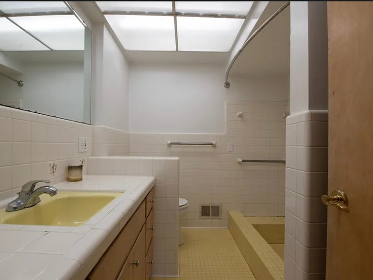 611 Brynhaven Dr — Photo 19