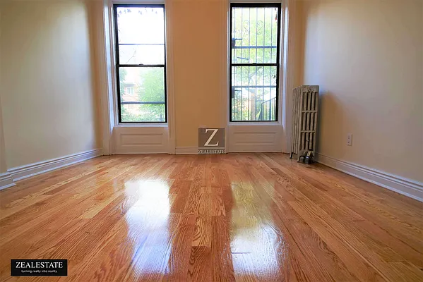 Rented by ZealEstate Group Inc | media 22