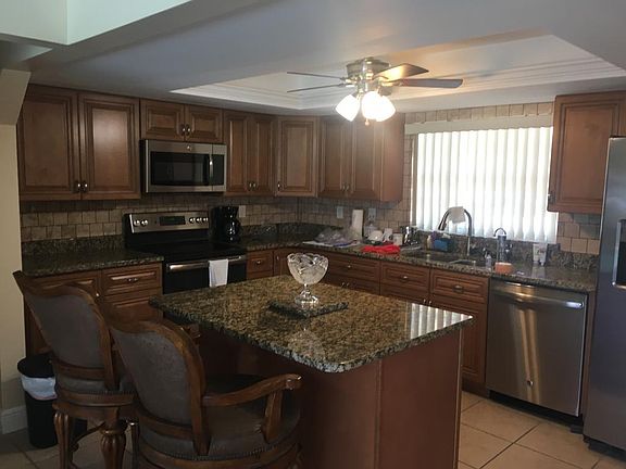 4th image of 2710 Luna Ct