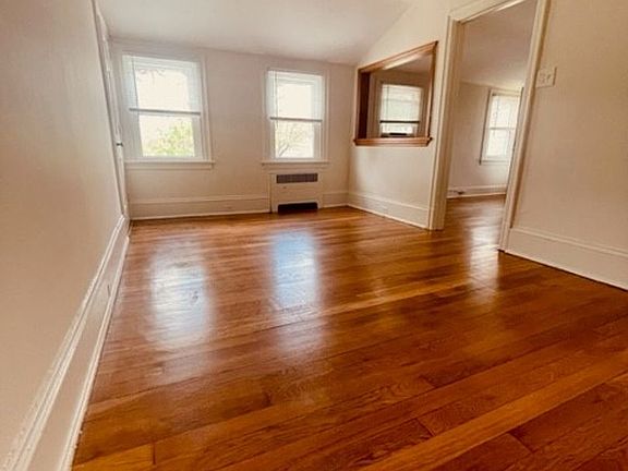 2nd image of 500 Manor House Ln #C2