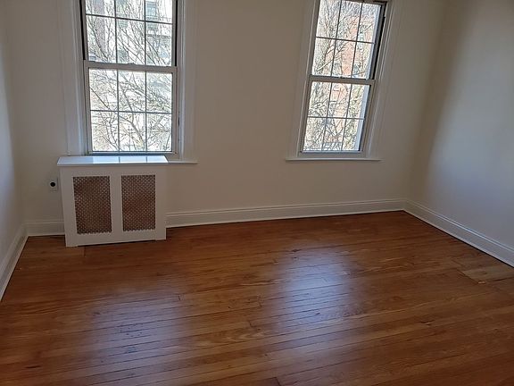 3rd image of 685A 6th Ave #3