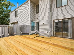 4222 Kris Line Dr, Waterloo, IA 50701