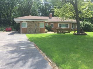 1427 Sheridan Rd, Winthrop Harbor, IL 60096