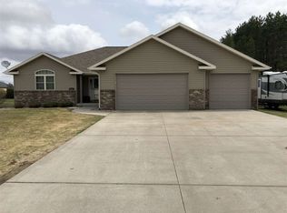 2917 Dunegan Dr, Stevens Point, WI 54481