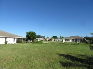625 NW 7th Ter, Cape Coral, FL 33993