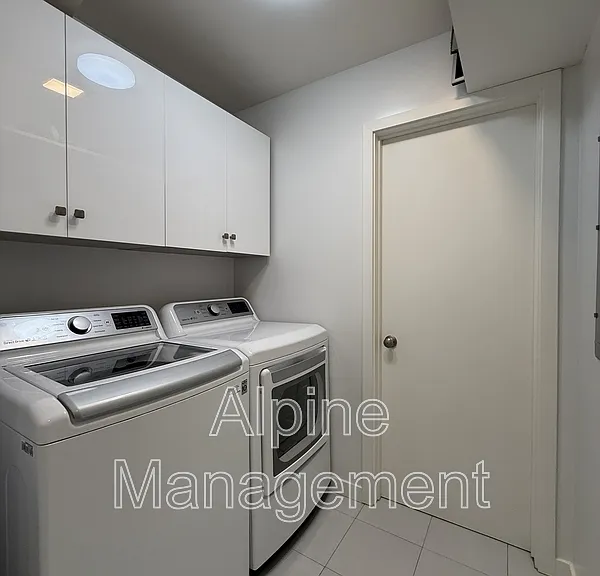 1163 W Iowa Ave — Photo 27
