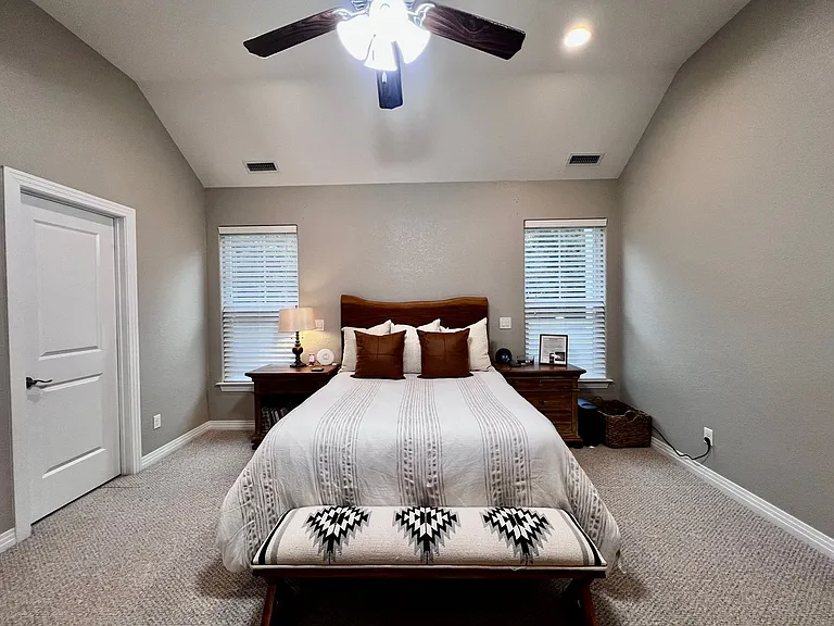 2228 Martlet Ln — Photo 14