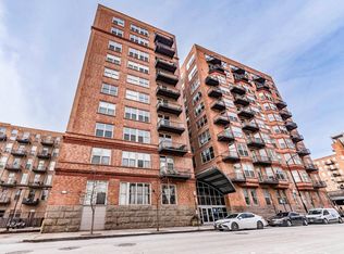 500 S Clinton St APT 510, Chicago, IL 60607
