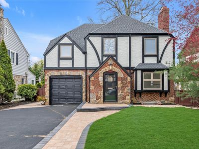 14 Dover Court, Rockville Centre, NY, 11570