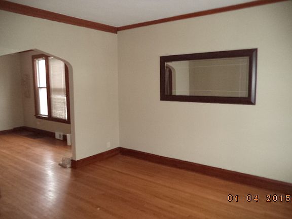 3rd image of 1613 S 60th Ct