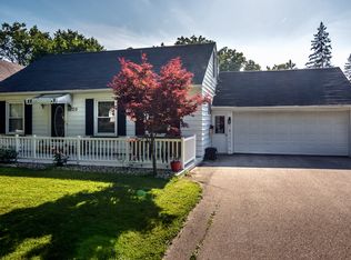 1020 Hammond Ave, Waterloo, IA 50702