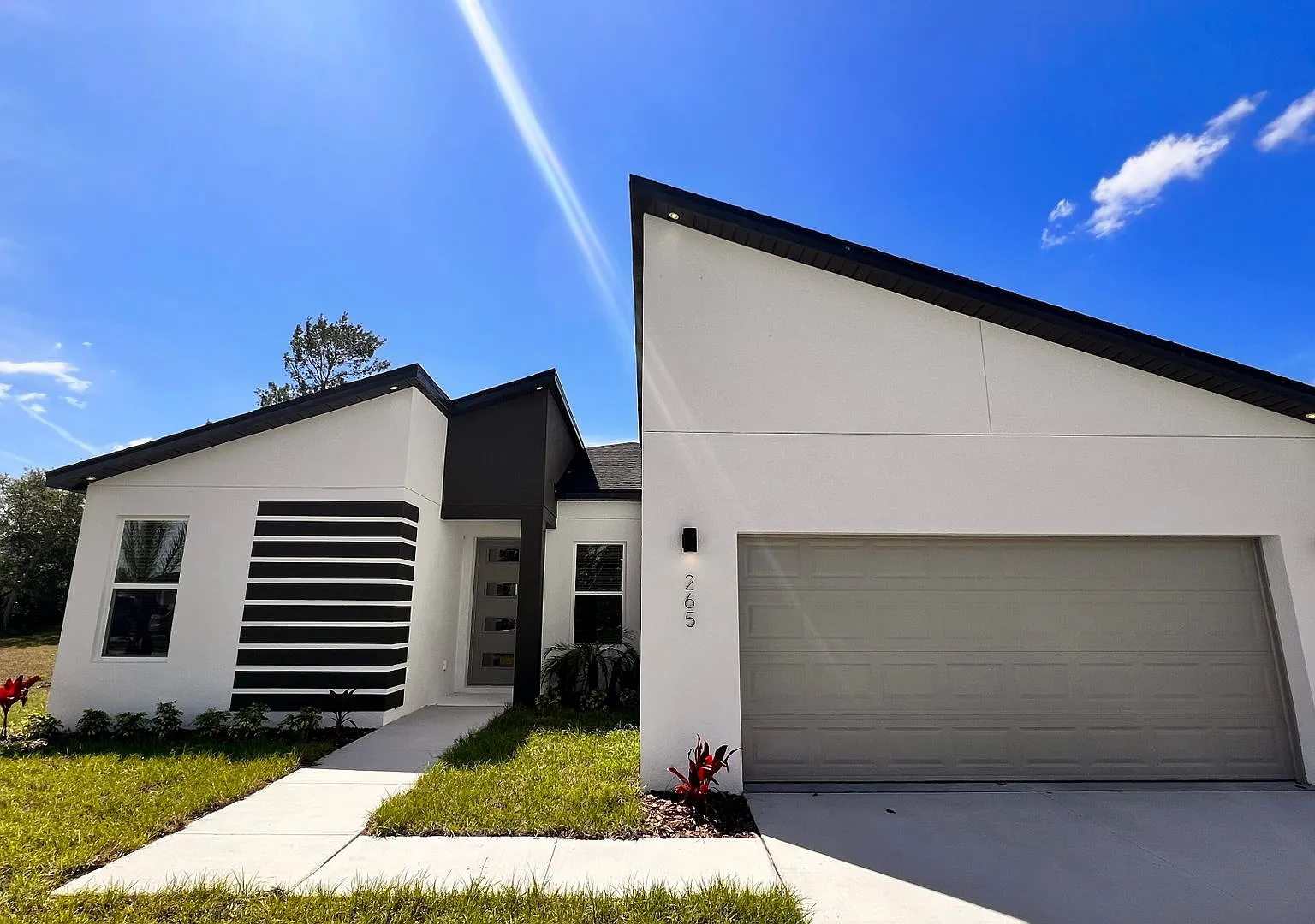 Beautiful 4 Bedroom, 2 Bathroom Home In Poinciana!! Cable And Internet Included! — Photo 2
