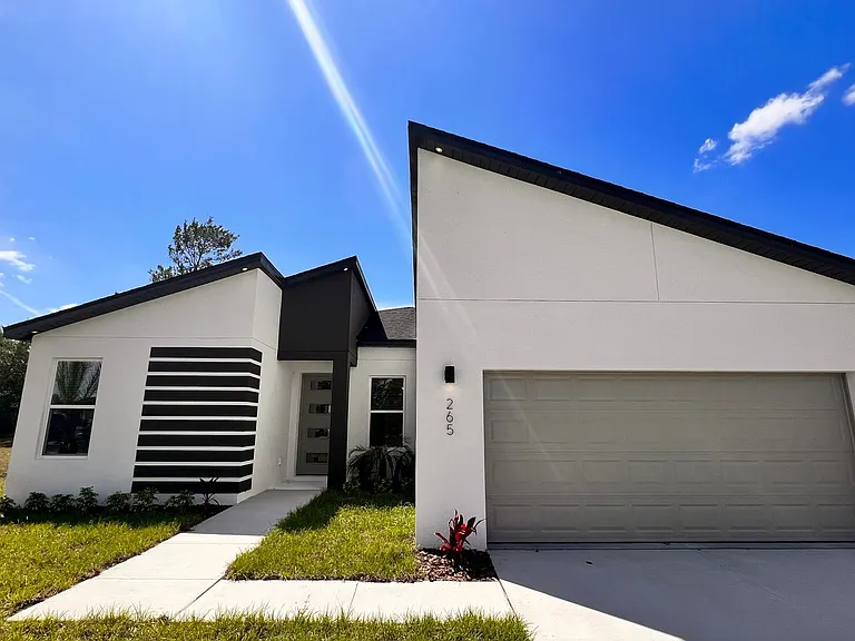 265 Hyacinth Ct — Photo 1