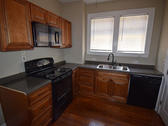 2nd image of 363-4 Aylesford Pl