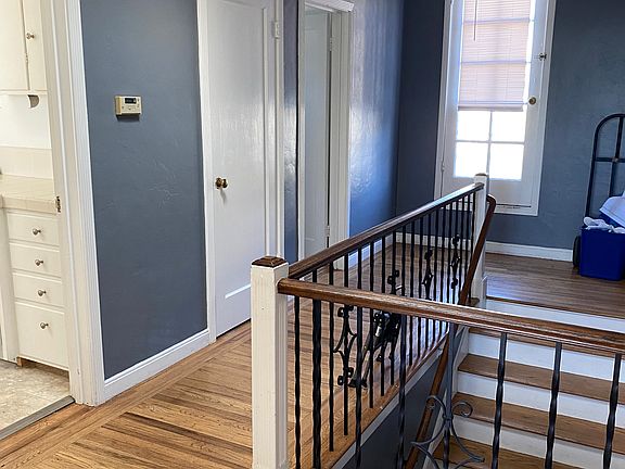 3rd image of 419 Taraval St