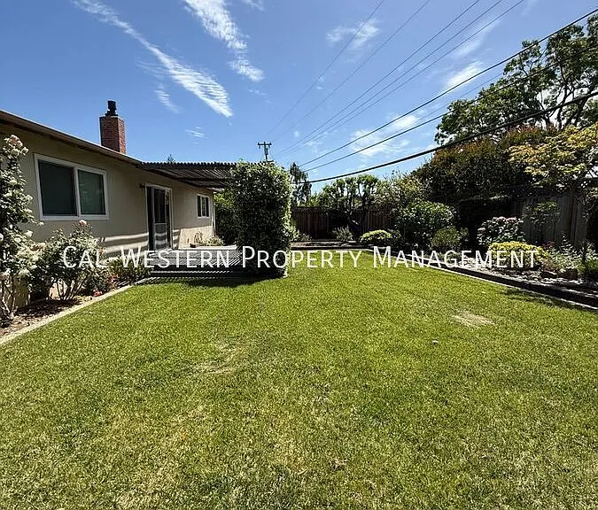 7790 Robindell Way — Photo 18