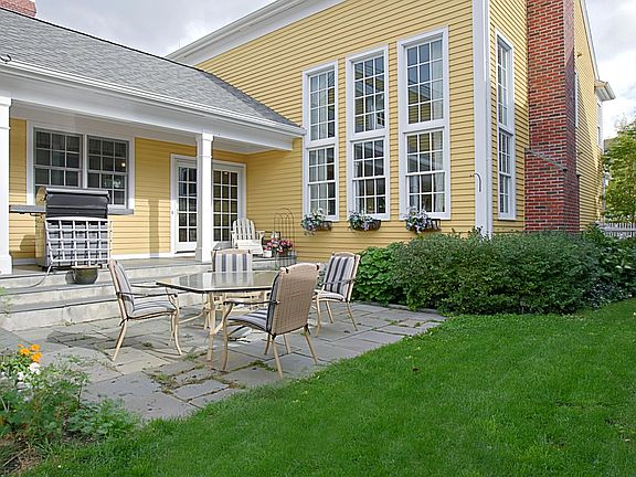 2nd image of 210 Marina Dr #17