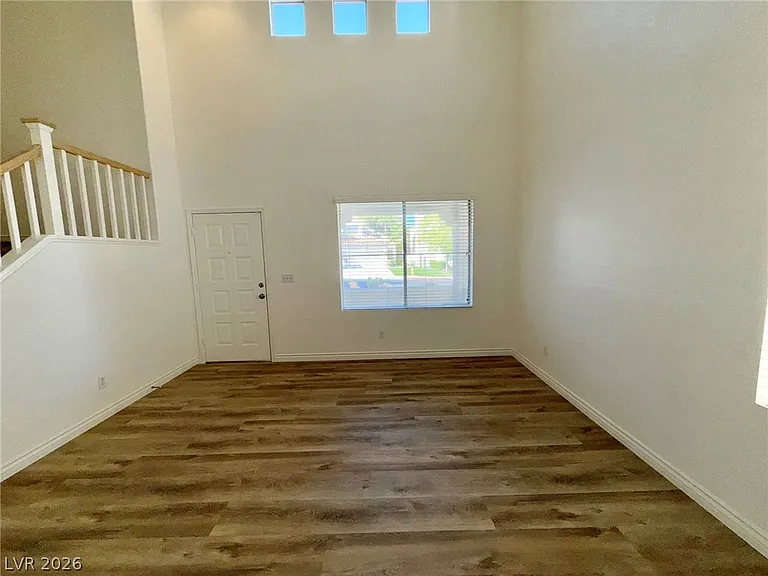 9729 Trail Rider Dr — Photo 4
