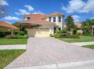 18034 Java Isle Dr, Tampa, FL 33647