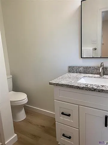 9477 Macedonia Ave — Photo 12