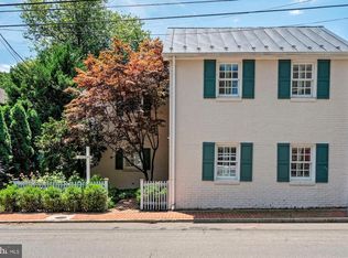 239 W Market St, Leesburg, VA 20176