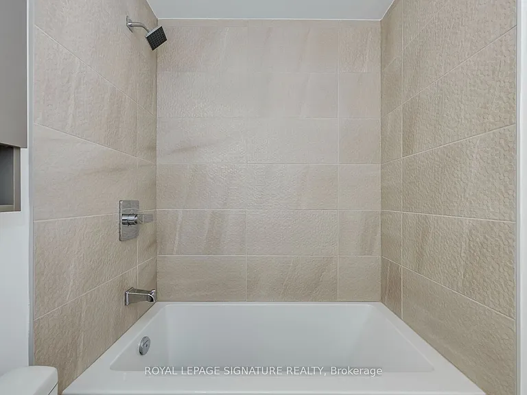 415 Main St W #417 — Photo 17