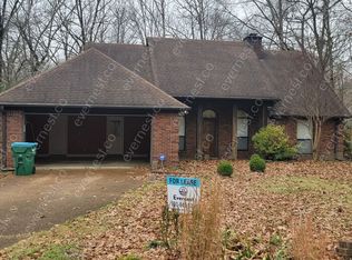 2353 Geneva Dr, Nesbit, MS 38651