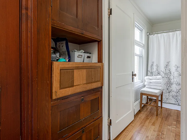 80 Roberts St #2 — Photo 10