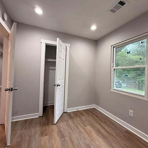 657 Robert E Lee Pkwy — Photo 10