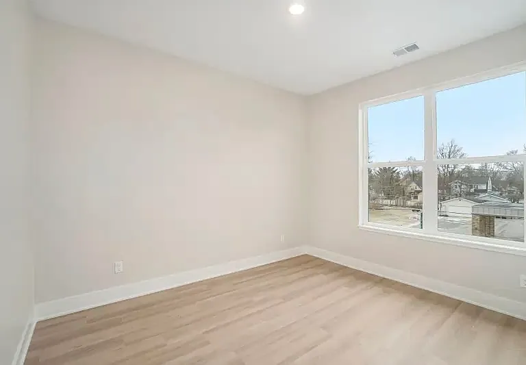 5434 32nd Ave #211 — Photo 3