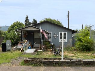 1111 D St, Springfield, OR 97477