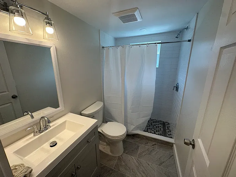 17 Byrnes St #1-2 — Photo 17